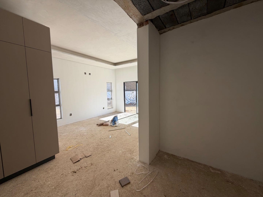5 Bedroom Property for Sale in Atholl Gauteng