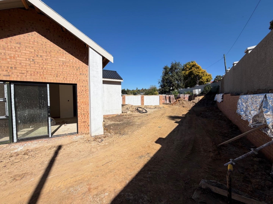5 Bedroom Property for Sale in Atholl Gauteng