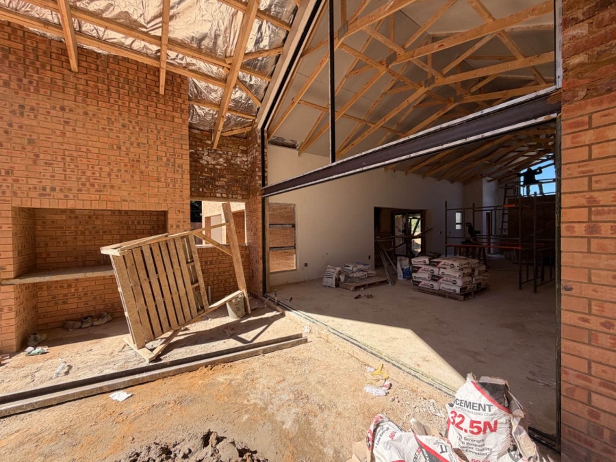 5 Bedroom Property for Sale in Atholl Gauteng