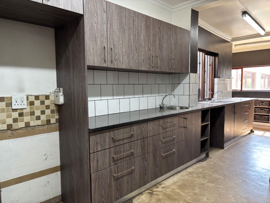 4 Bedroom Property for Sale in Riviera Gauteng