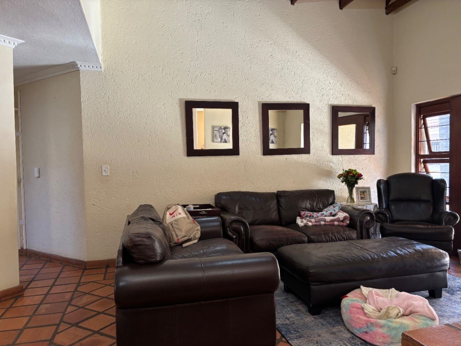 To Let 3 Bedroom Property for Rent in Faerie Glen Gauteng