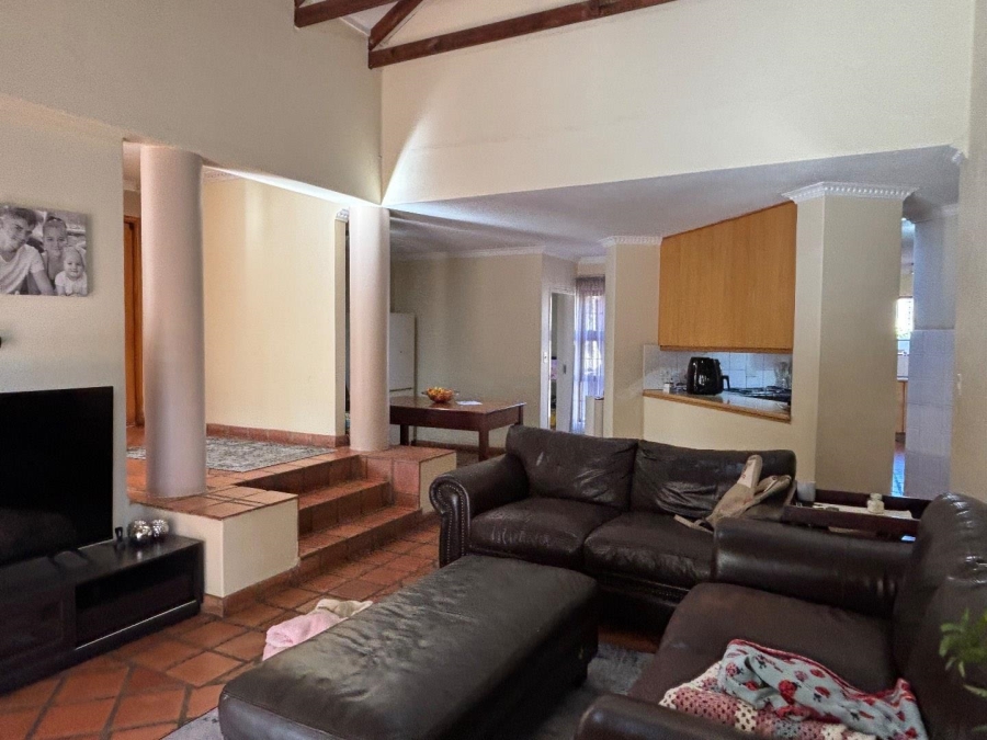 To Let 3 Bedroom Property for Rent in Faerie Glen Gauteng