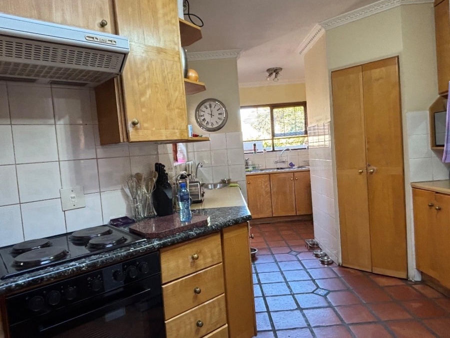 To Let 3 Bedroom Property for Rent in Faerie Glen Gauteng