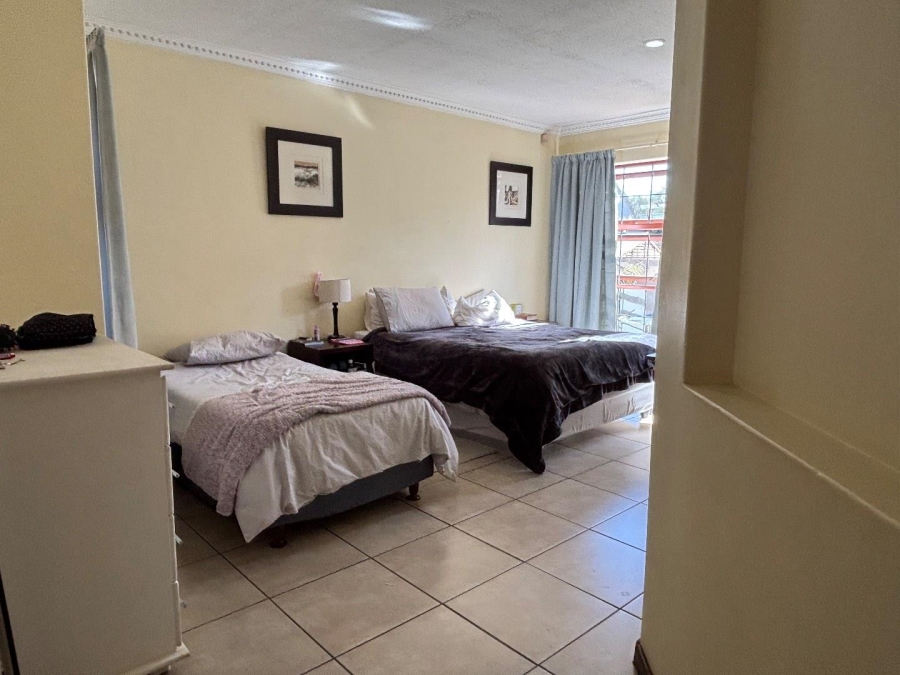 To Let 3 Bedroom Property for Rent in Faerie Glen Gauteng