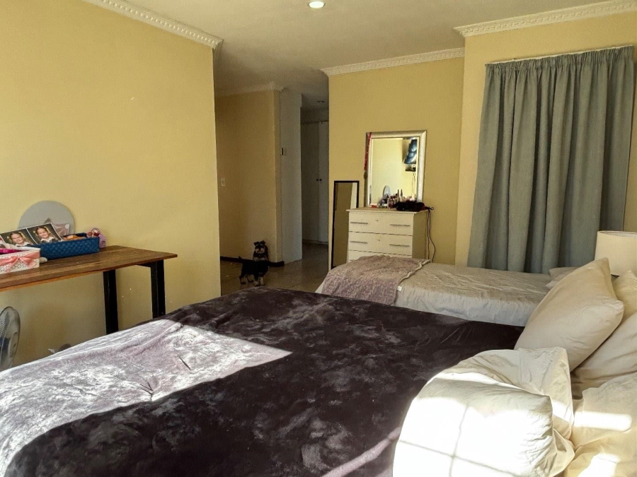 To Let 3 Bedroom Property for Rent in Faerie Glen Gauteng