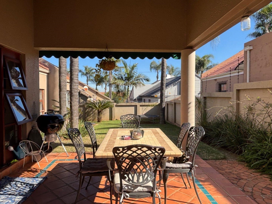 To Let 3 Bedroom Property for Rent in Faerie Glen Gauteng