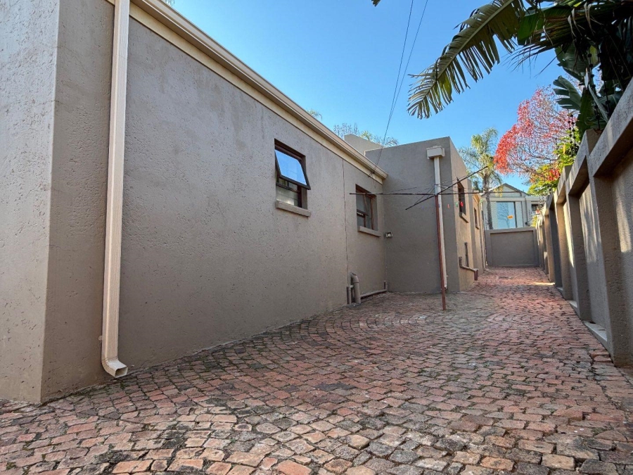 To Let 3 Bedroom Property for Rent in Faerie Glen Gauteng