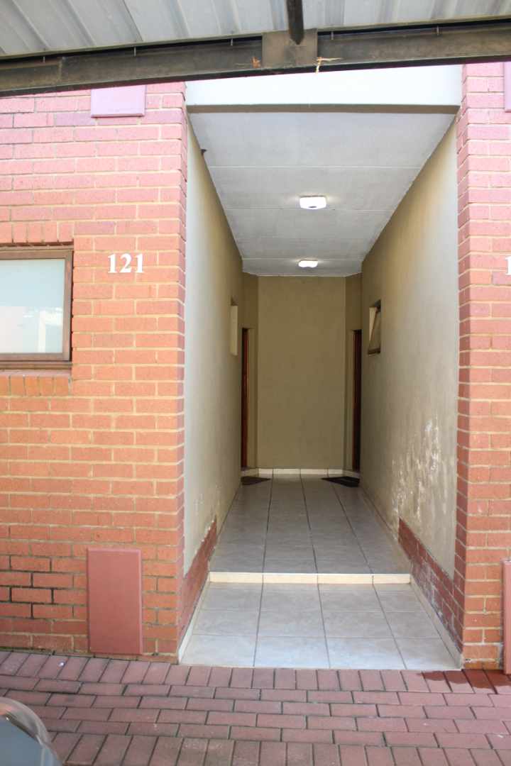 To Let 3 Bedroom Property for Rent in Pretorius Park Gauteng