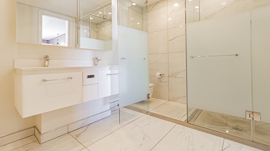 1 Bedroom Property for Sale in Sandton Central Gauteng