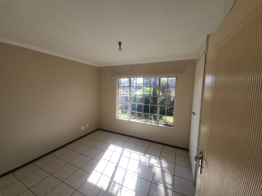 2 Bedroom Property for Sale in Doornpoort Gauteng