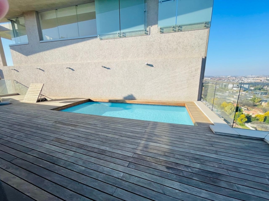 To Let 3 Bedroom Property for Rent in Sandown Gauteng