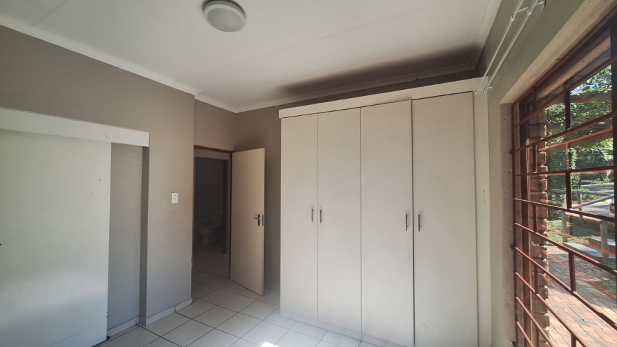 To Let 2 Bedroom Property for Rent in North Riding Gauteng