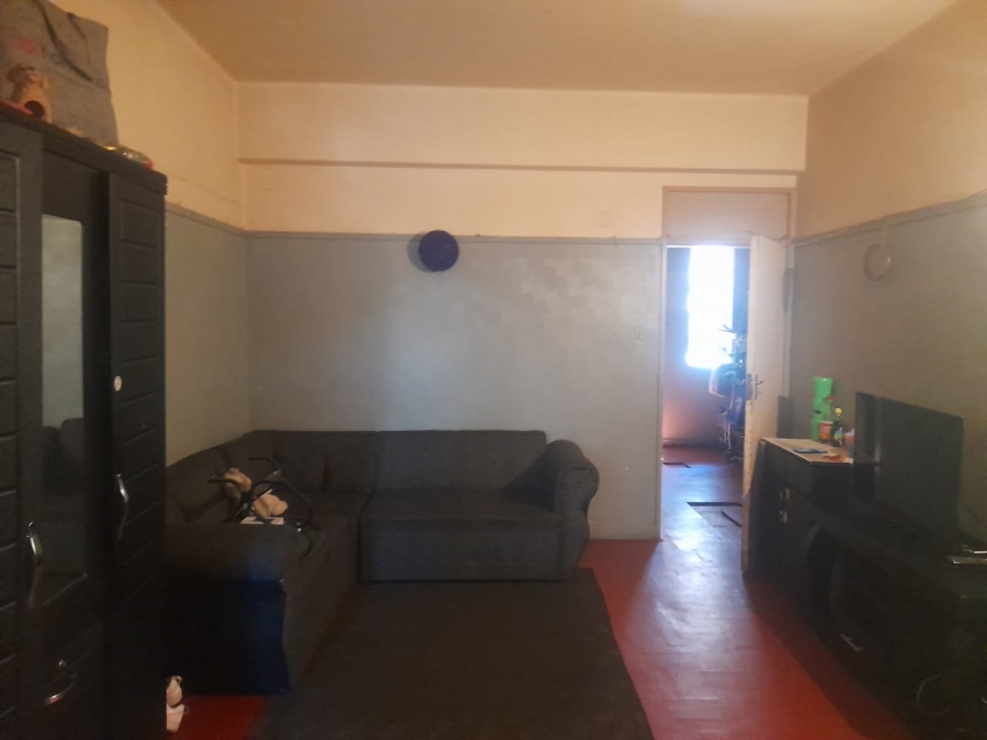 1 Bedroom Property for Sale in Yeoville Gauteng
