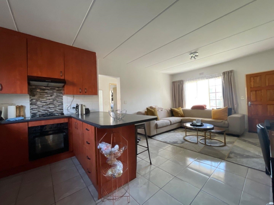 To Let 2 Bedroom Property for Rent in Chloorkop Gauteng