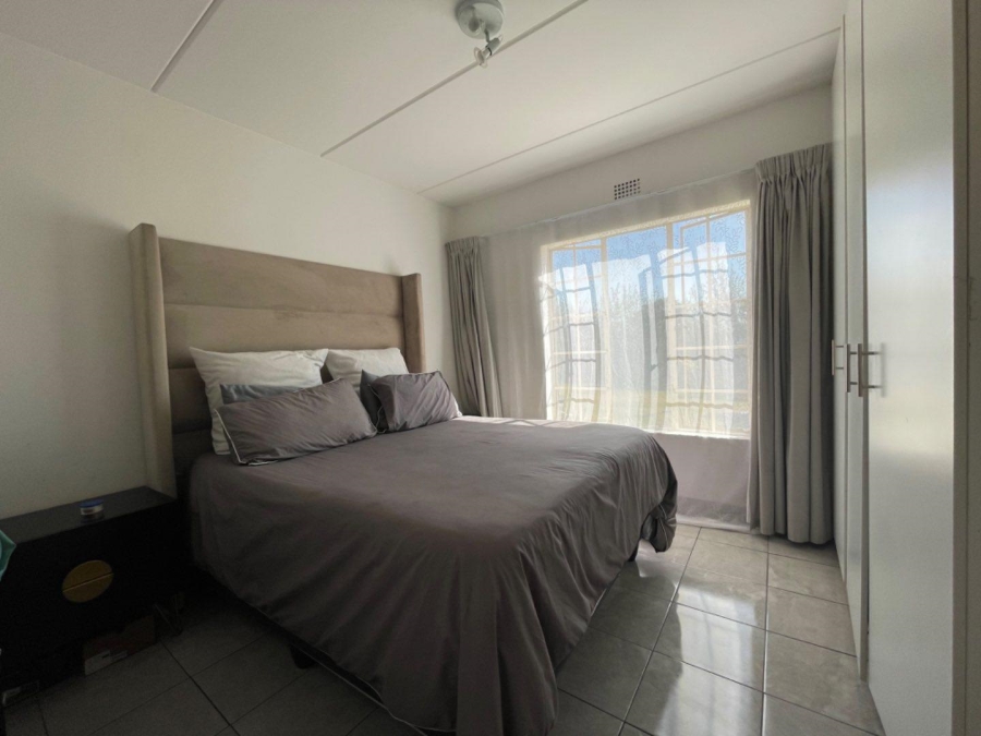 To Let 2 Bedroom Property for Rent in Chloorkop Gauteng