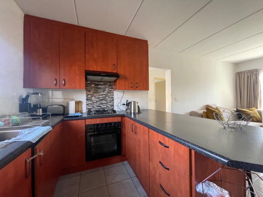 To Let 2 Bedroom Property for Rent in Chloorkop Gauteng
