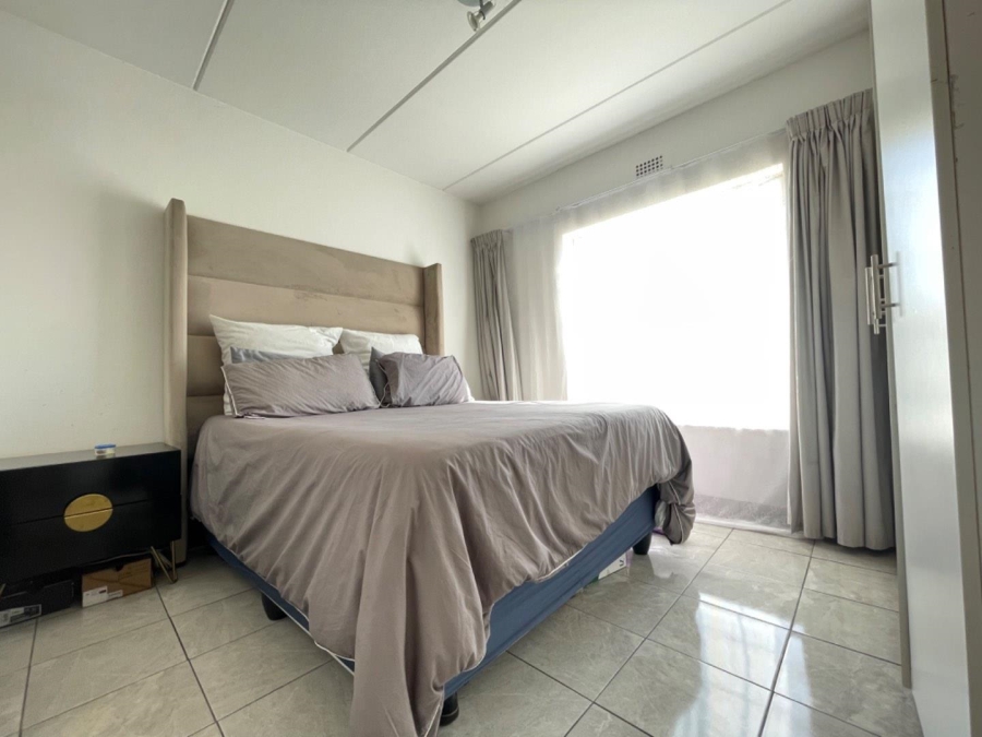 To Let 2 Bedroom Property for Rent in Chloorkop Gauteng