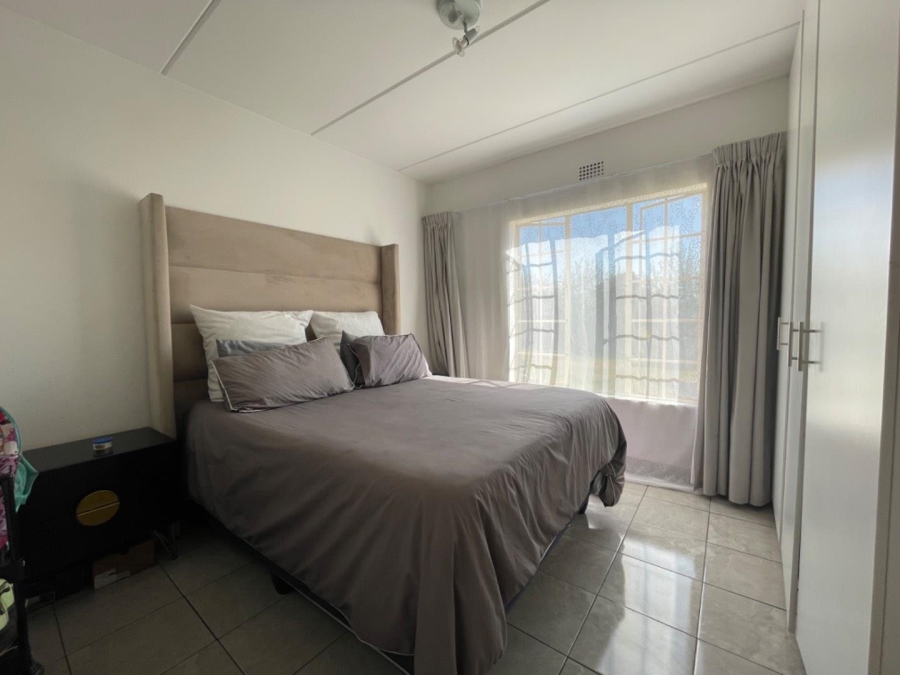 To Let 2 Bedroom Property for Rent in Chloorkop Gauteng