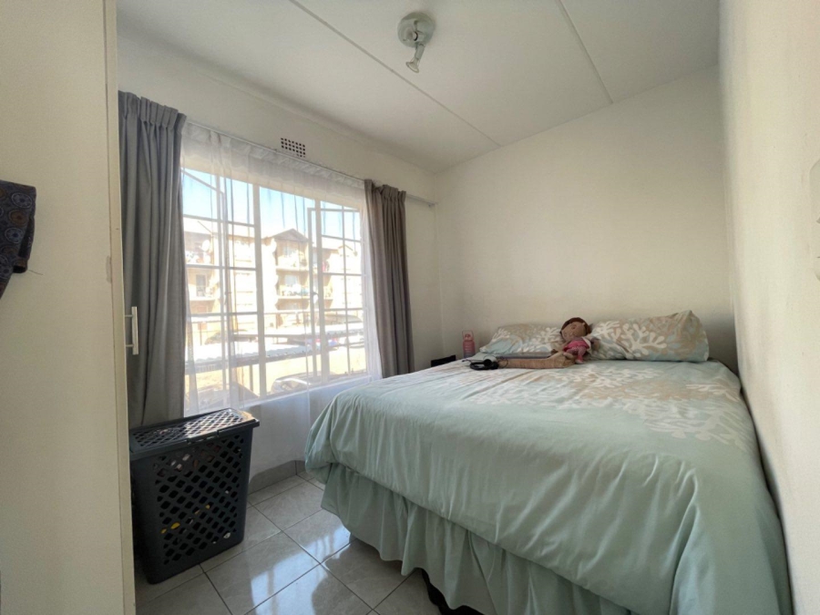 To Let 2 Bedroom Property for Rent in Chloorkop Gauteng