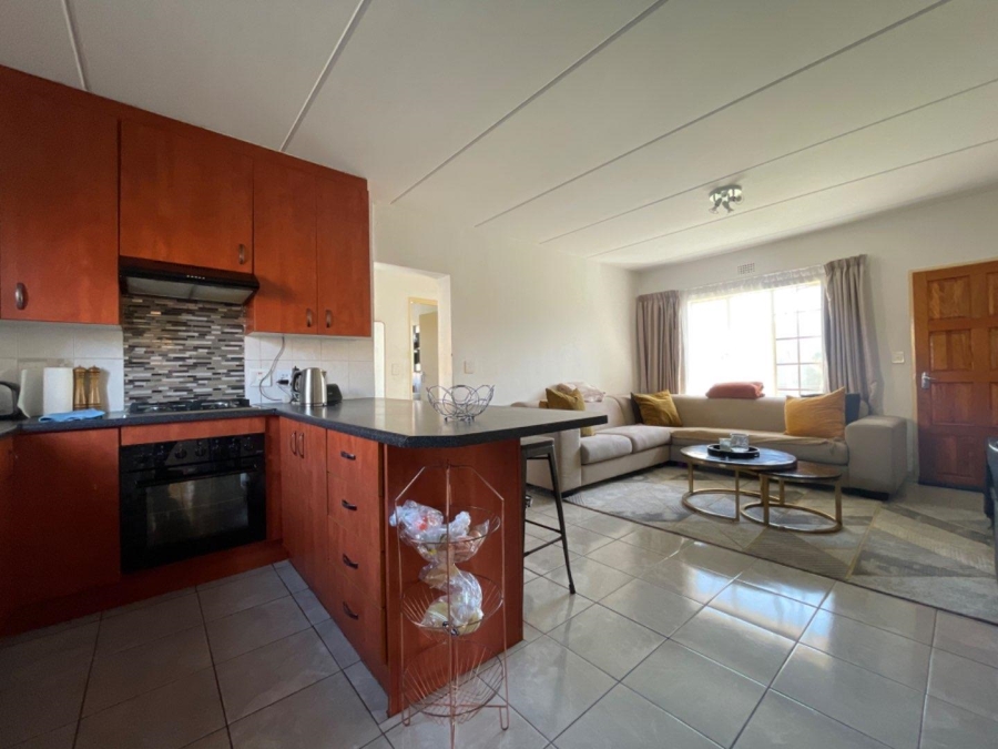 To Let 2 Bedroom Property for Rent in Chloorkop Gauteng