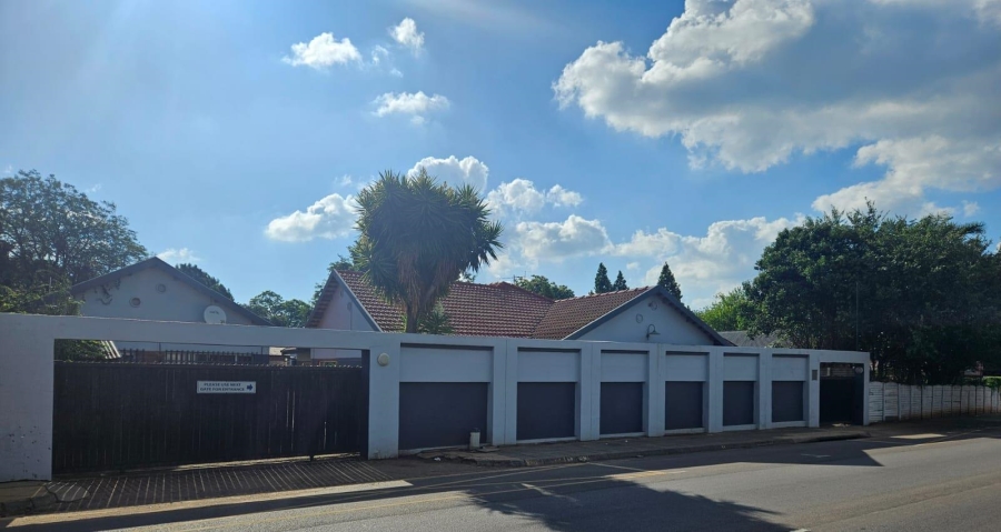 To Let 12 Bedroom Property for Rent in Lyttelton Manor Gauteng