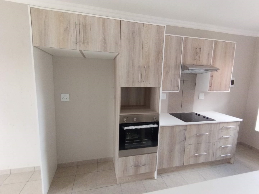 To Let 2 Bedroom Property for Rent in Terenure Gauteng