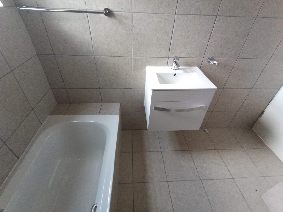 To Let 2 Bedroom Property for Rent in Terenure Gauteng