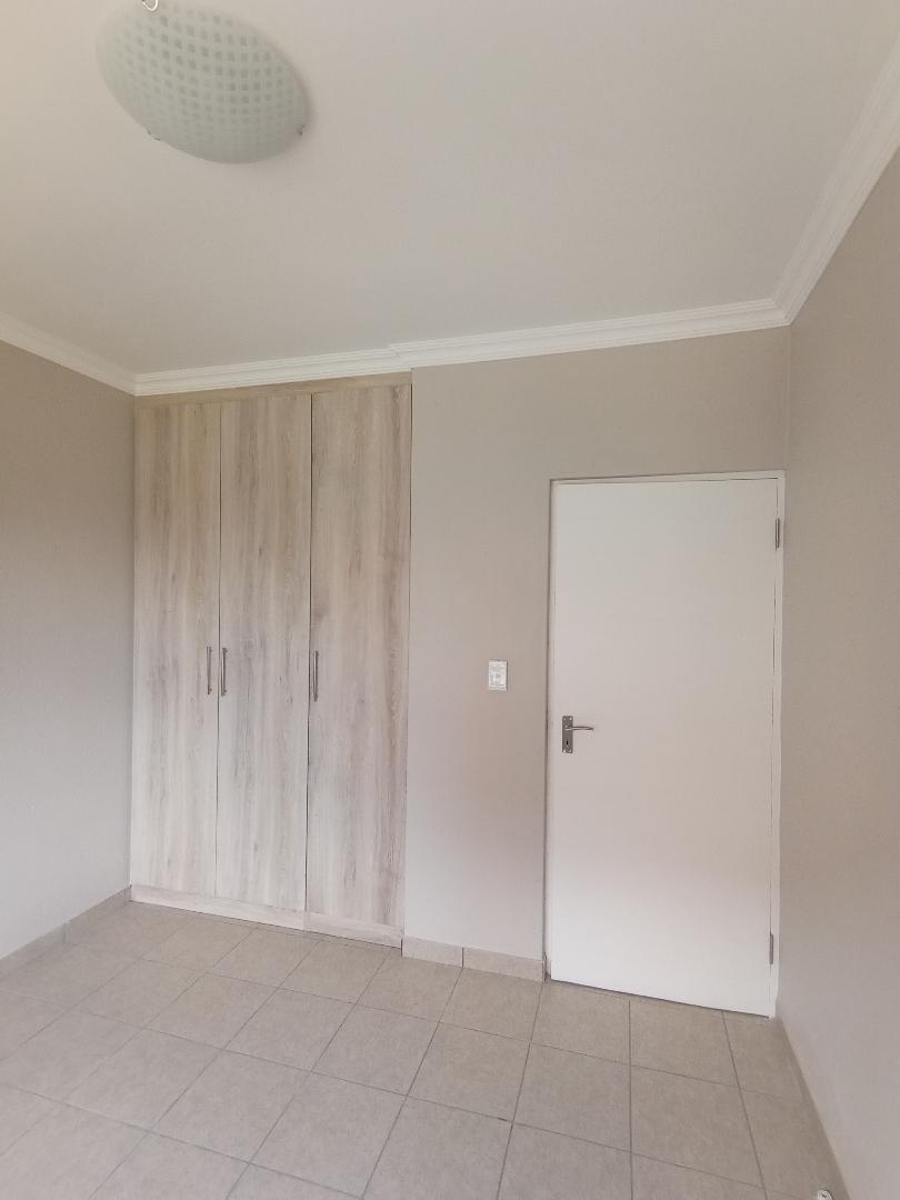 To Let 2 Bedroom Property for Rent in Terenure Gauteng