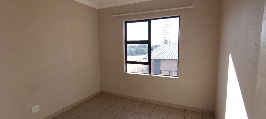 2 Bedroom Property for Sale in Terenure Gauteng