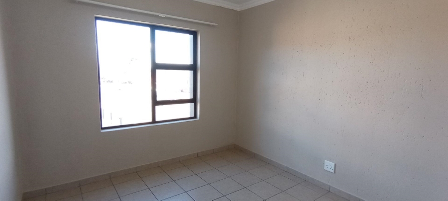 2 Bedroom Property for Sale in Terenure Gauteng