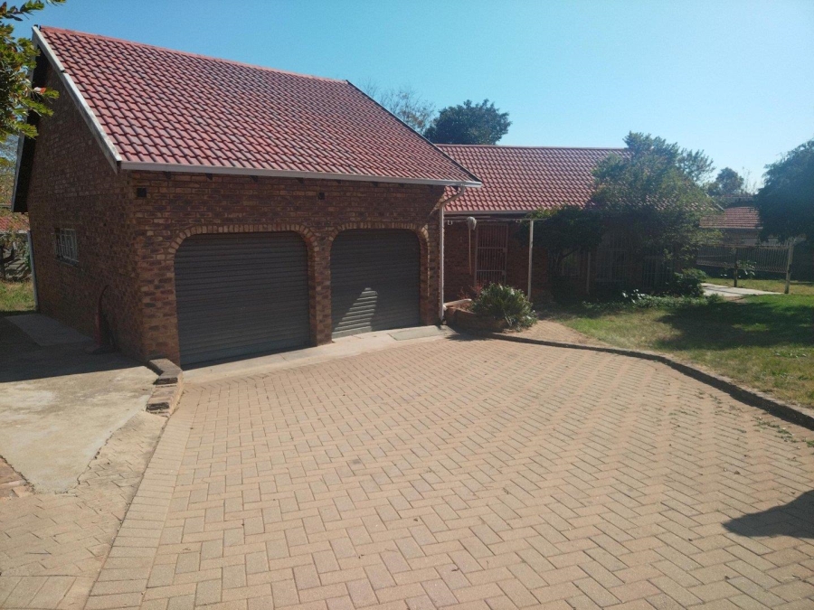 3 Bedroom Property for Sale in Esther Park Gauteng