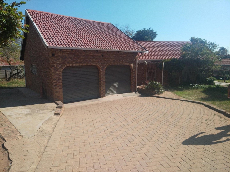 3 Bedroom Property for Sale in Esther Park Gauteng