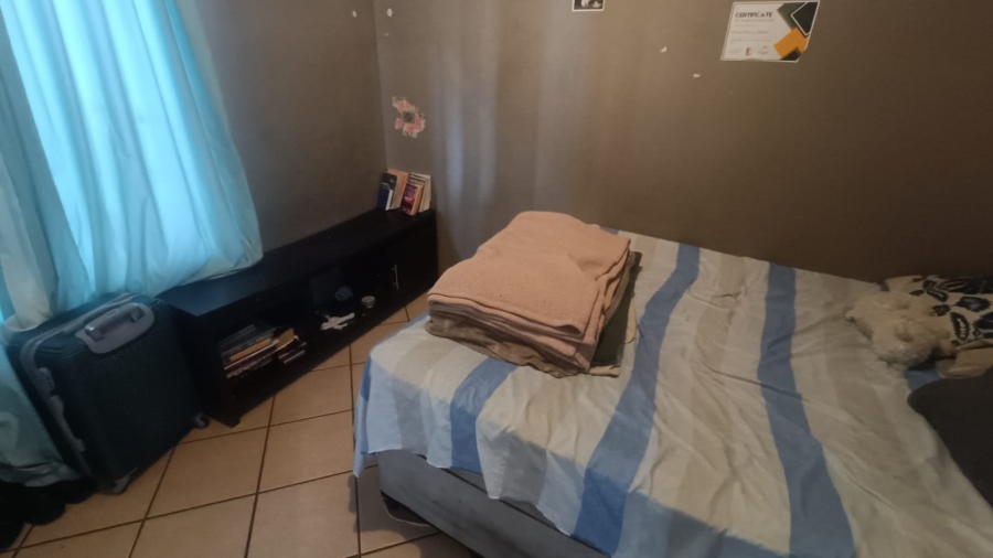 2 Bedroom Property for Sale in Die Hoewes Gauteng