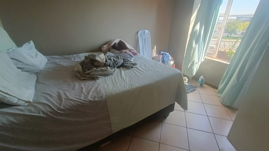 2 Bedroom Property for Sale in Die Hoewes Gauteng