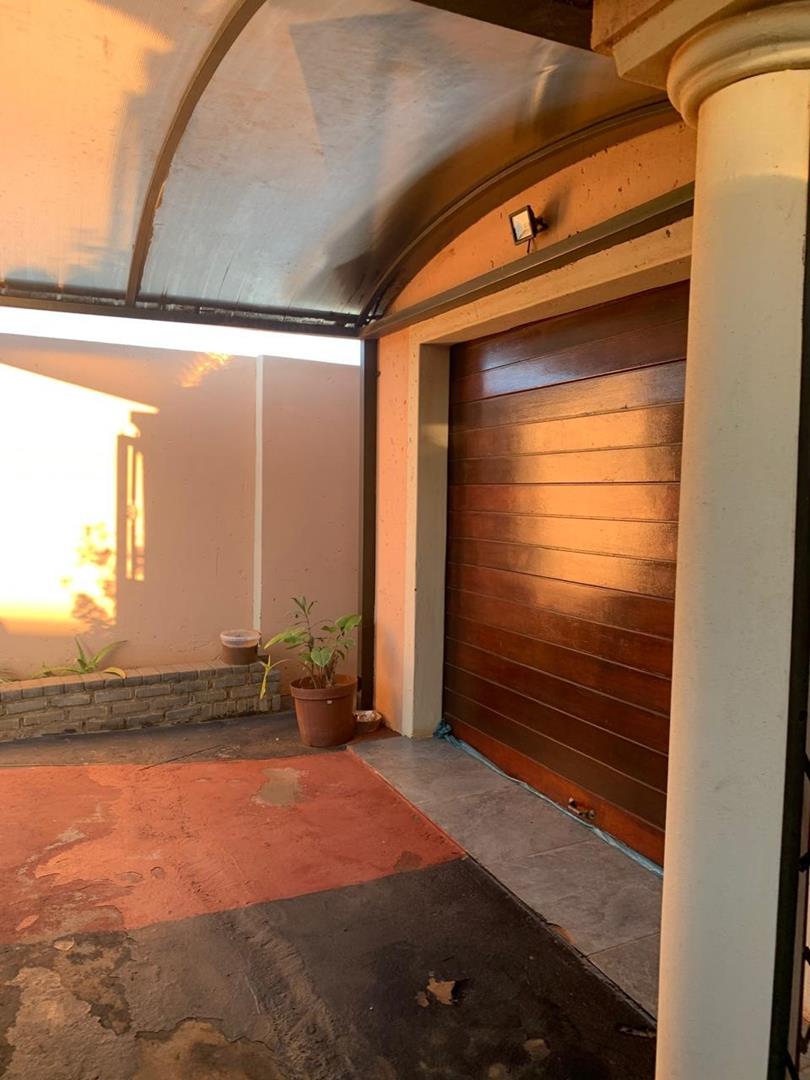 3 Bedroom Property for Sale in Orange Farm Gauteng