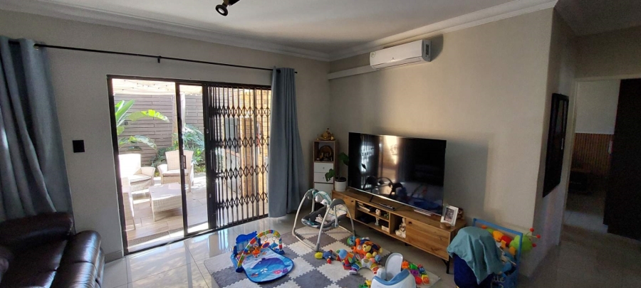 2 Bedroom Property for Sale in Brackendowns Gauteng