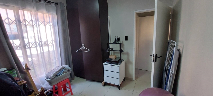 2 Bedroom Property for Sale in Brackendowns Gauteng