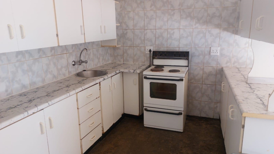 To Let 2 Bedroom Property for Rent in Brackenhurst Gauteng