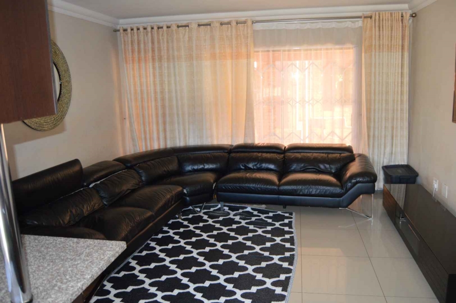 3 Bedroom Property for Sale in Brackendowns Gauteng