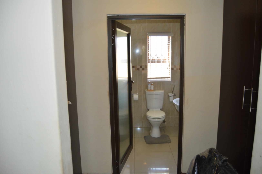 3 Bedroom Property for Sale in Brackendowns Gauteng