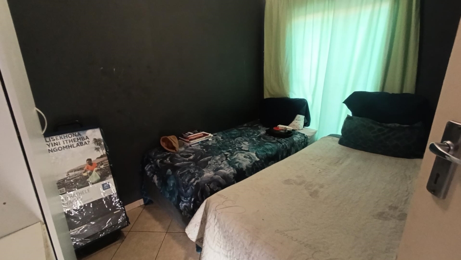2 Bedroom Property for Sale in Olievenhoutbosch Gauteng