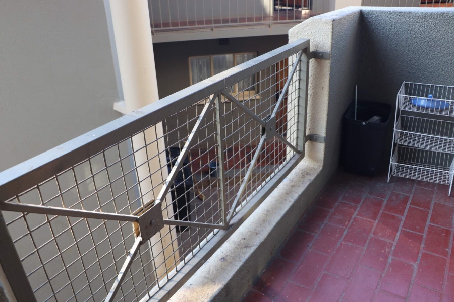2 Bedroom Property for Sale in Florida Gauteng