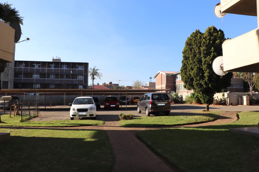 2 Bedroom Property for Sale in Florida Gauteng