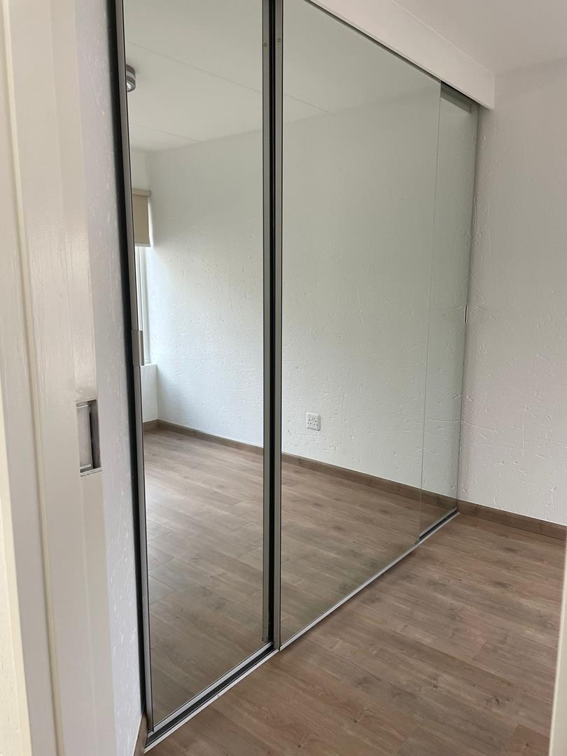 To Let 1 Bedroom Property for Rent in Atholl Gauteng