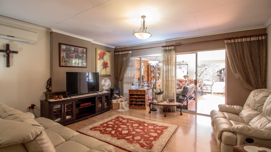 3 Bedroom Property for Sale in Morehill Gauteng