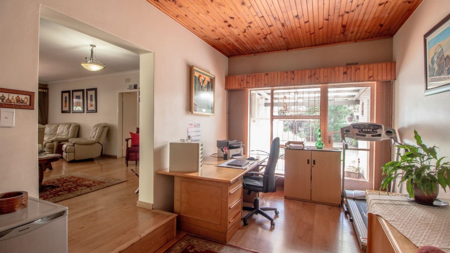 3 Bedroom Property for Sale in Morehill Gauteng