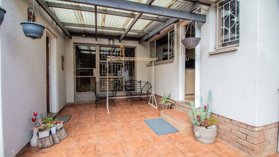 3 Bedroom Property for Sale in Morehill Gauteng