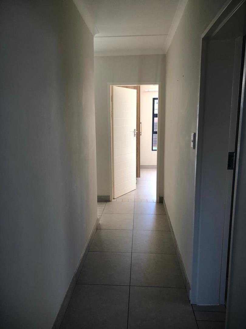 To Let 3 Bedroom Property for Rent in Modderfontein Gauteng