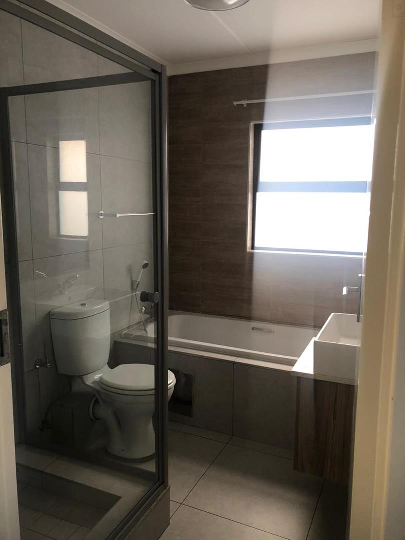 To Let 3 Bedroom Property for Rent in Modderfontein Gauteng