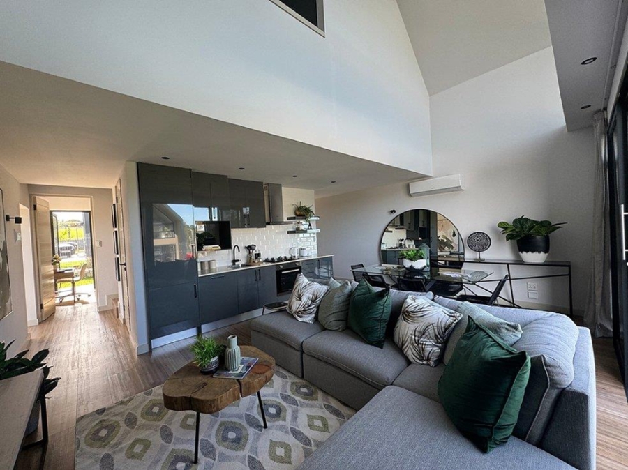 2 Bedroom Property for Sale in Nooitgedacht Gauteng